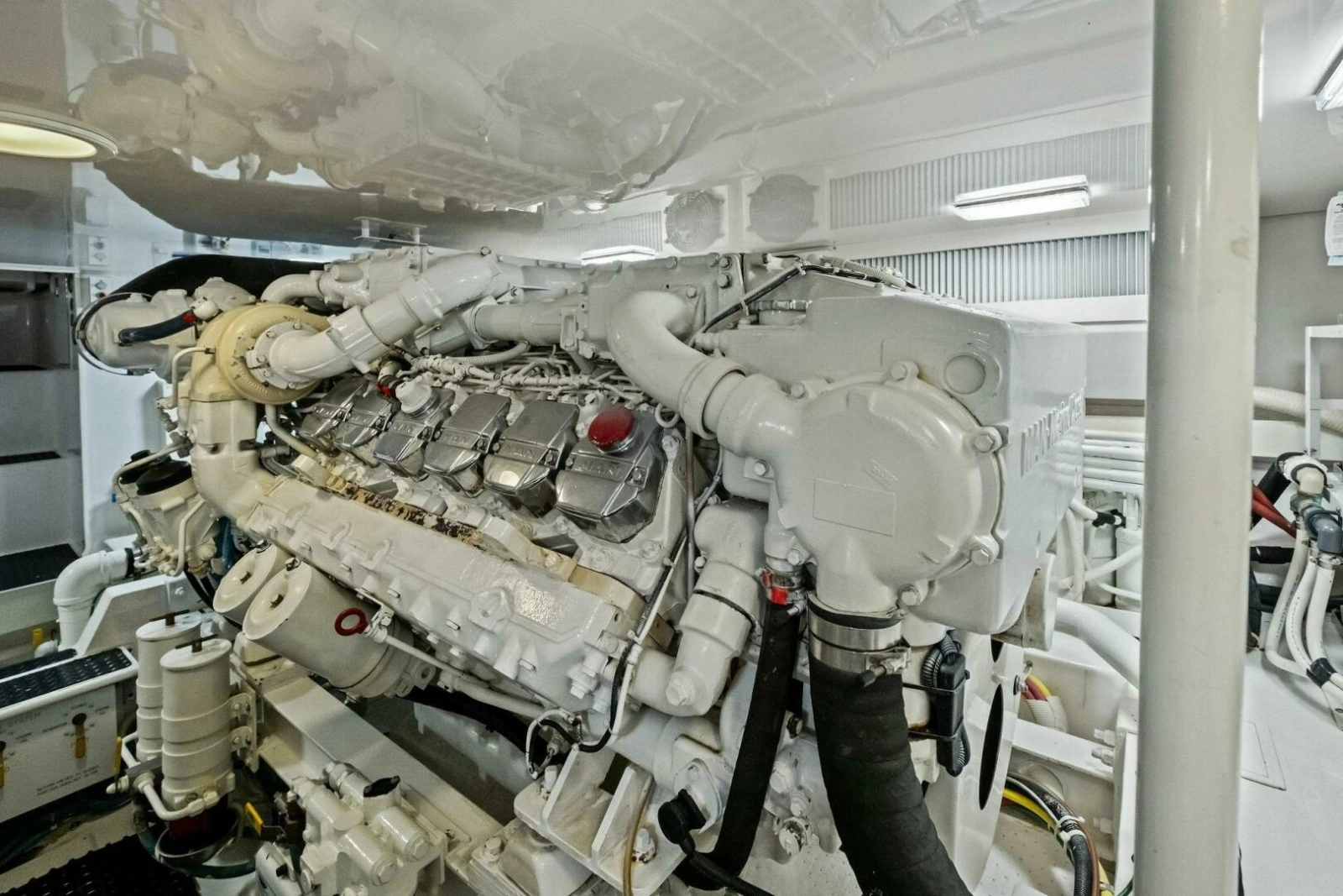 2006 Viking 56 Convertible SUMMER SALT