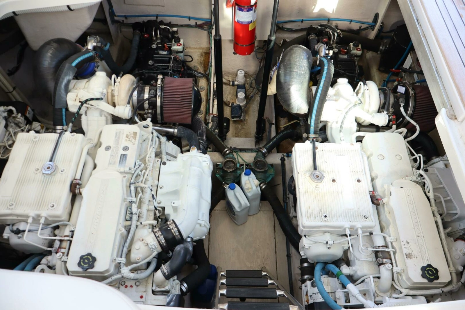 2015 Sea Ray 410 Sundancer photo 41