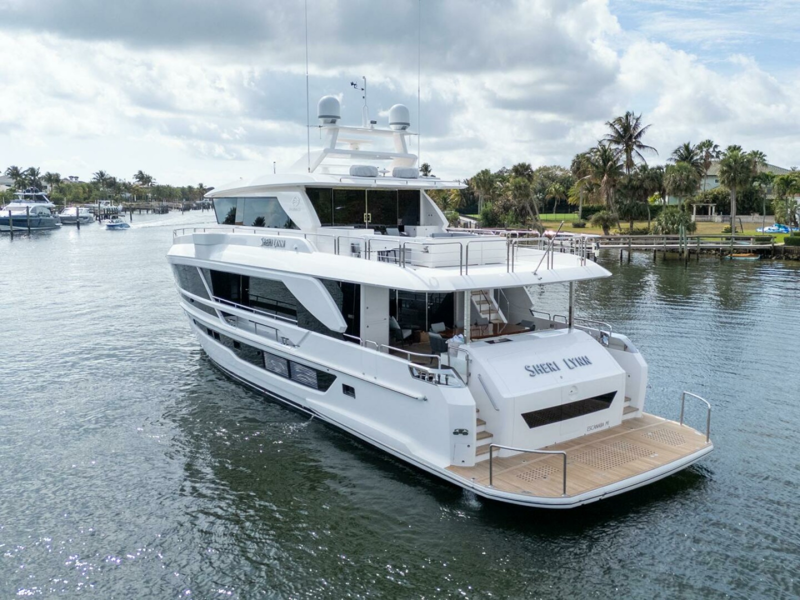 Horizon FD80 SHERI LYNN - Exterior