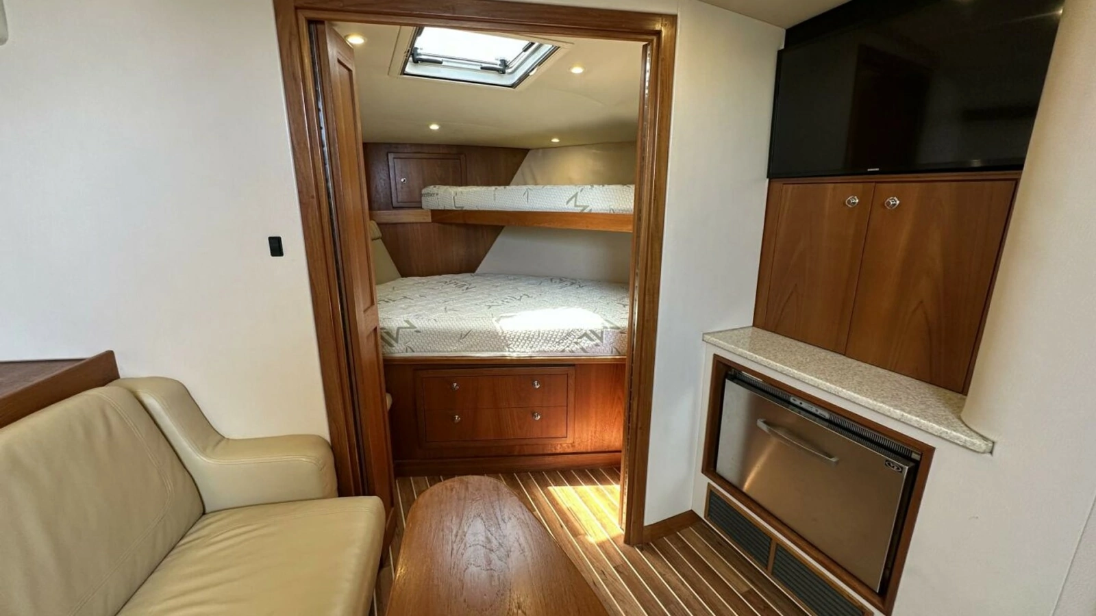 2007 Albemarle 360 Express - SQUID INC.