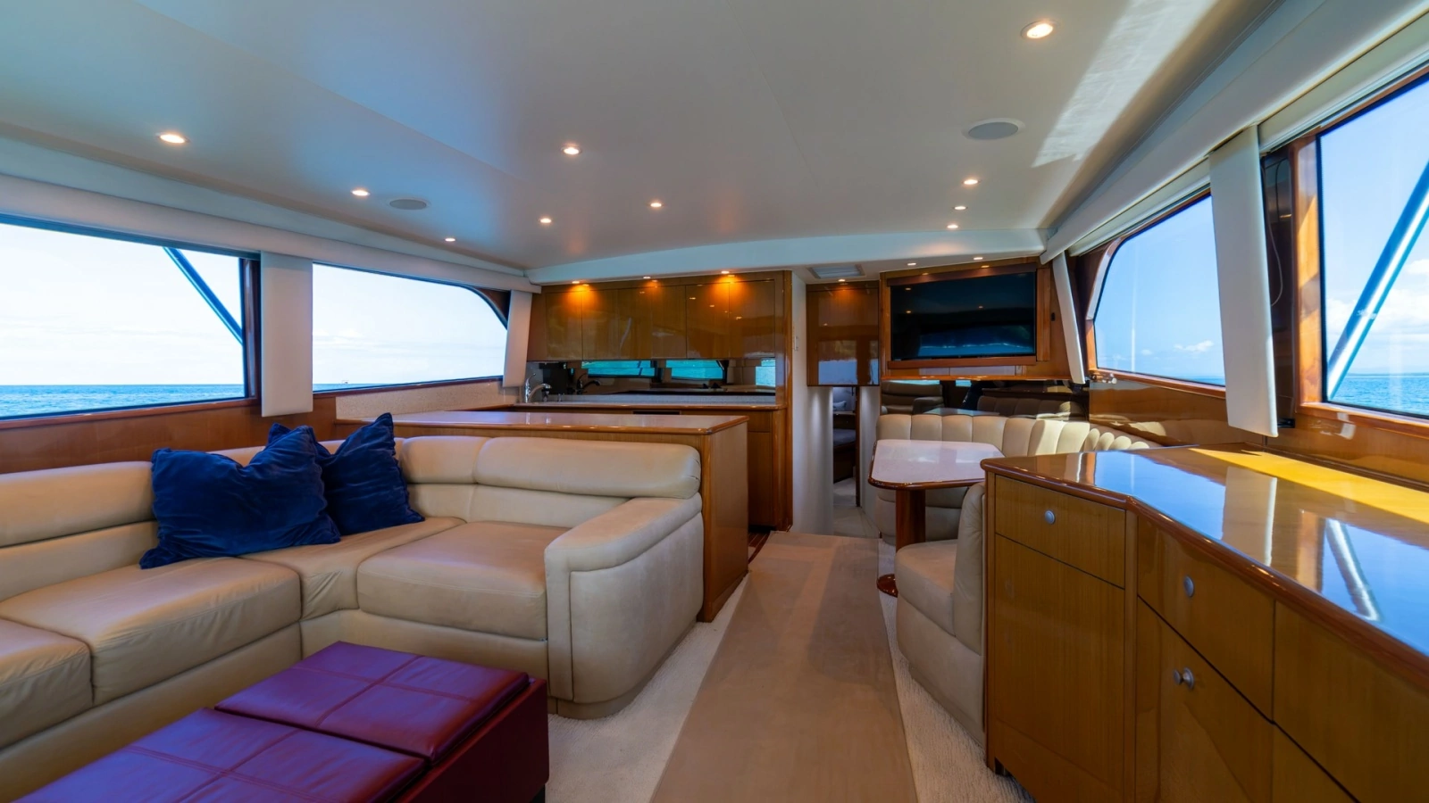 2001 Viking 61 Convertible- Caliente- Salon