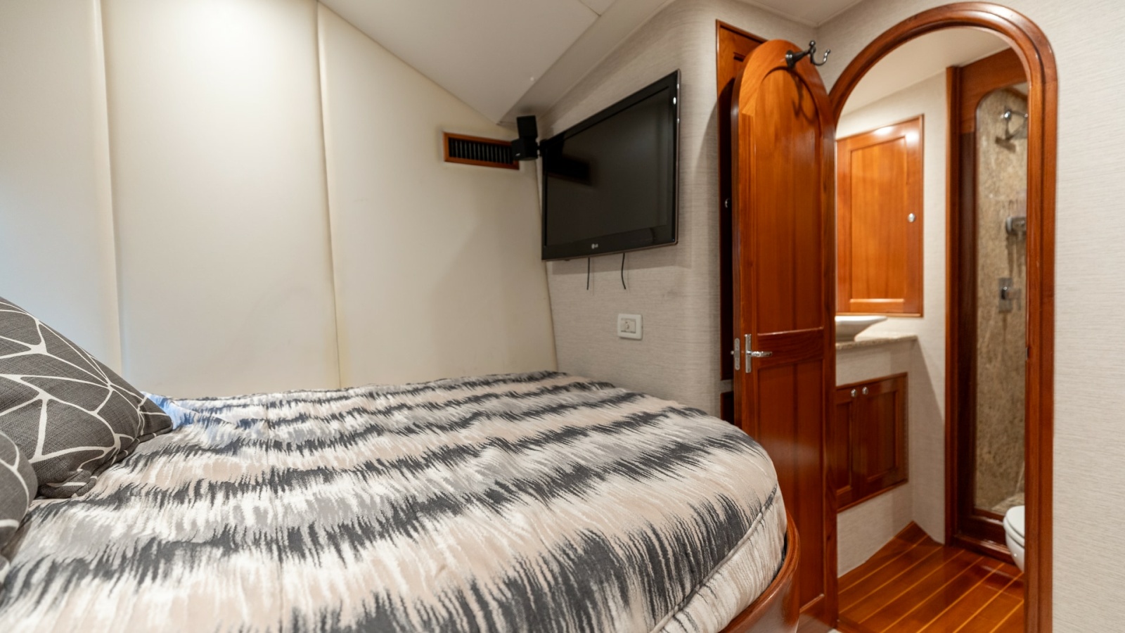 Cozy Guest Stateroom with Ensuite