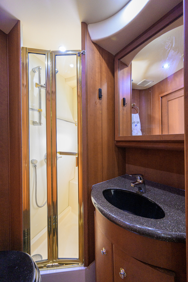 2005 Silverton 39 Motor Yacht