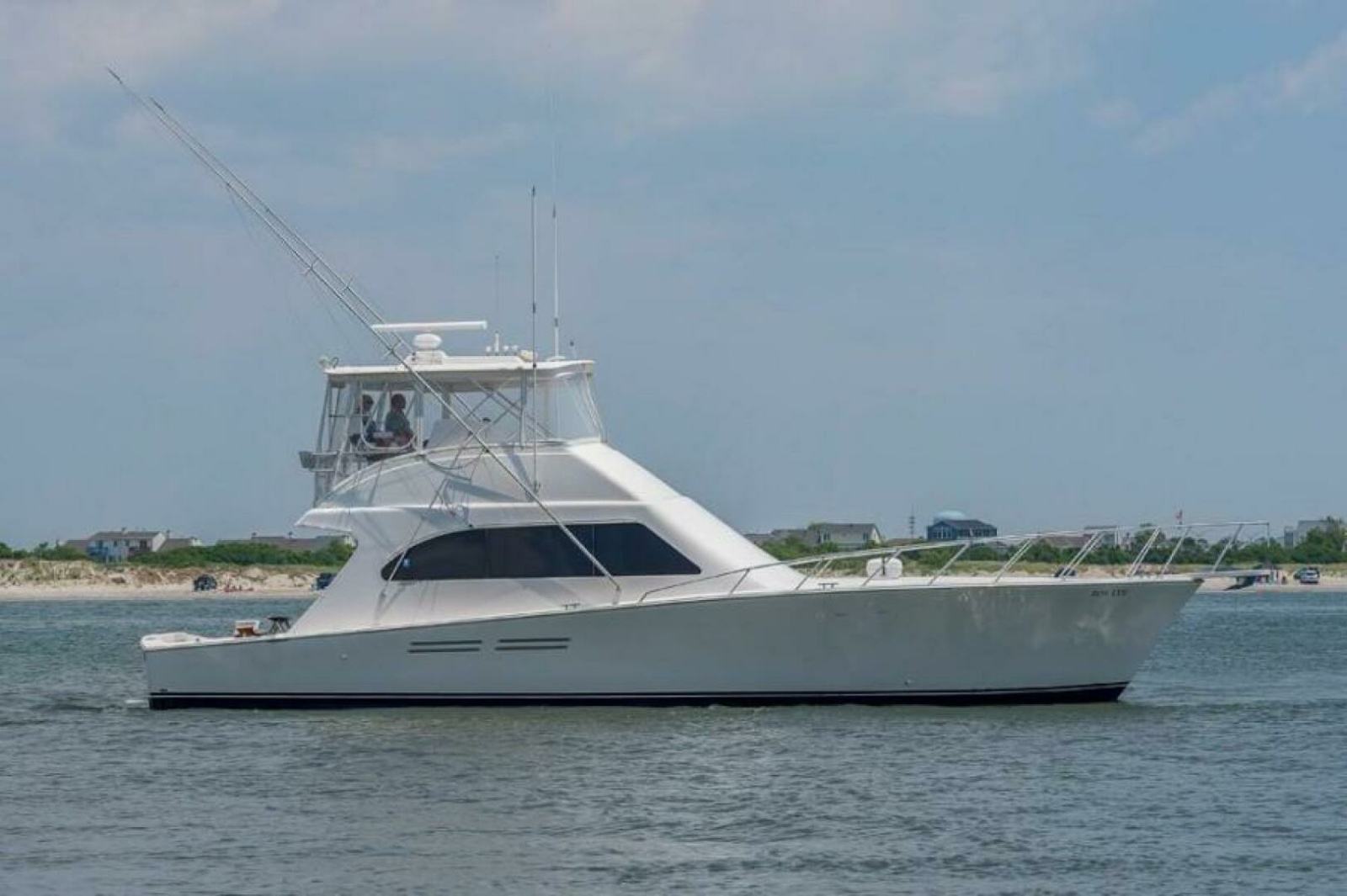 Post 53 - Ros Lyn - Exterior Profile