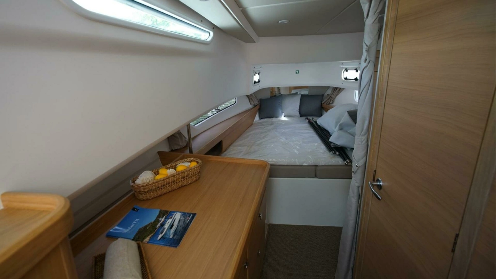 2024 Nimbus Tender 11