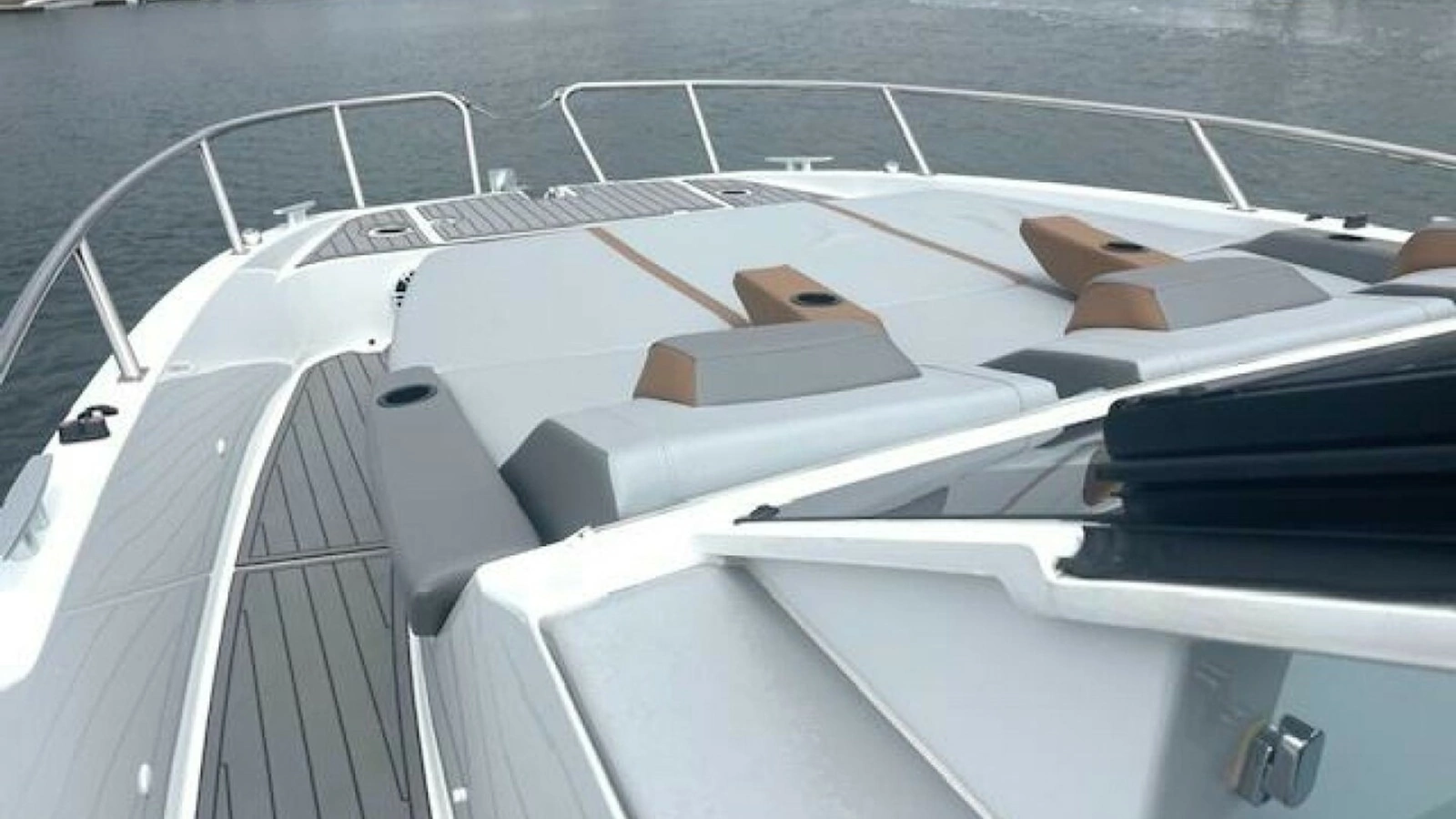 2022 Beneteau 32 Gran Turismo - FORTUNA
