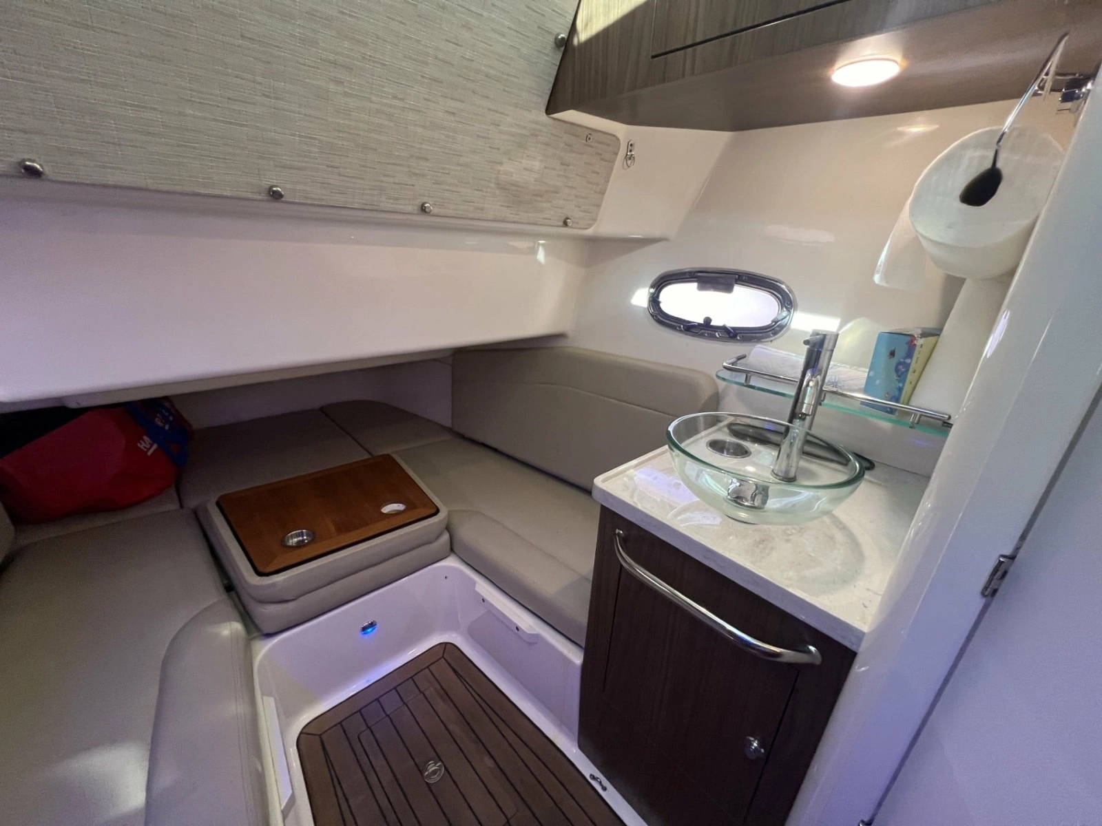 2017 Boston Whaler 380 Outrage