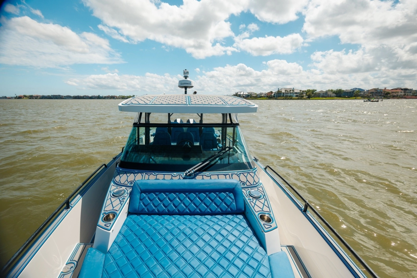 2019 Axopar 37 Sun Top