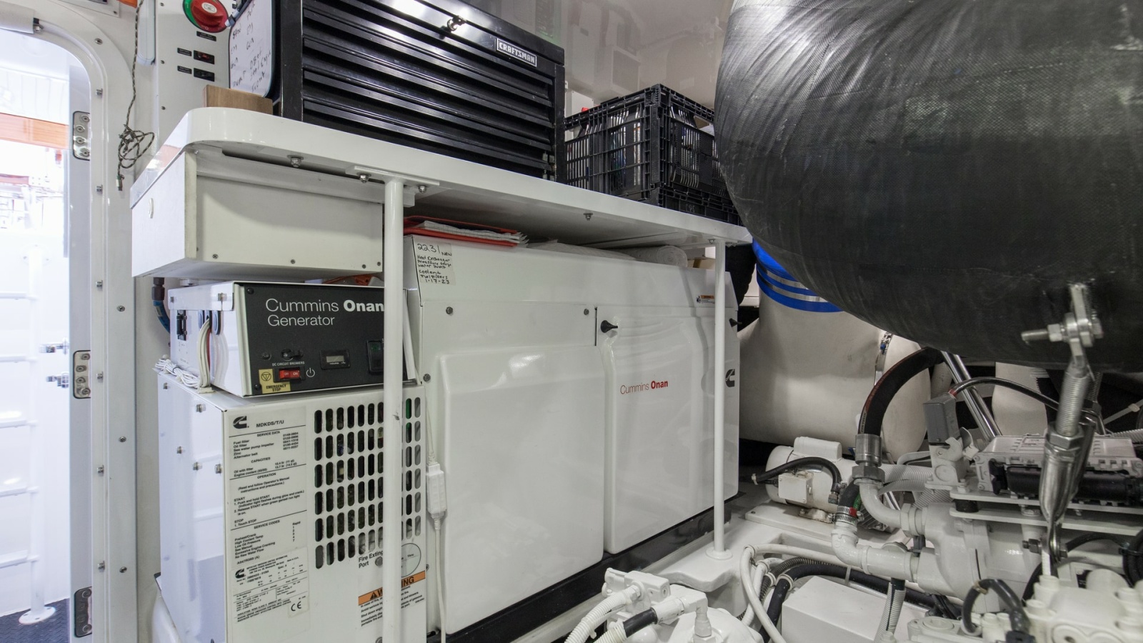 2017 72 Viking Enclosed Bridge Share-E Bridge Engine Room (3)