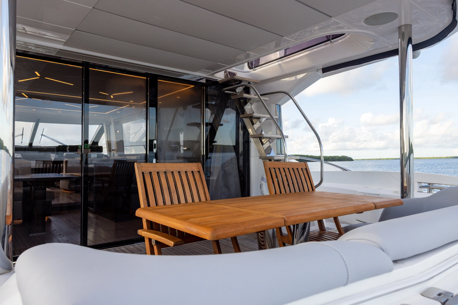 2022 Sunseeker Manhattan 68