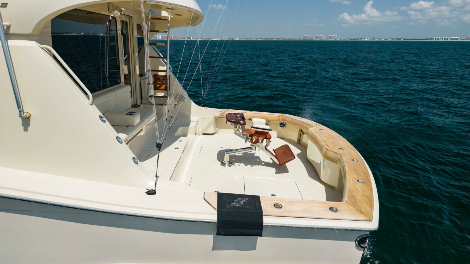 2007 Hatteras 68 Convertible- KEMOSABE- Cockpit