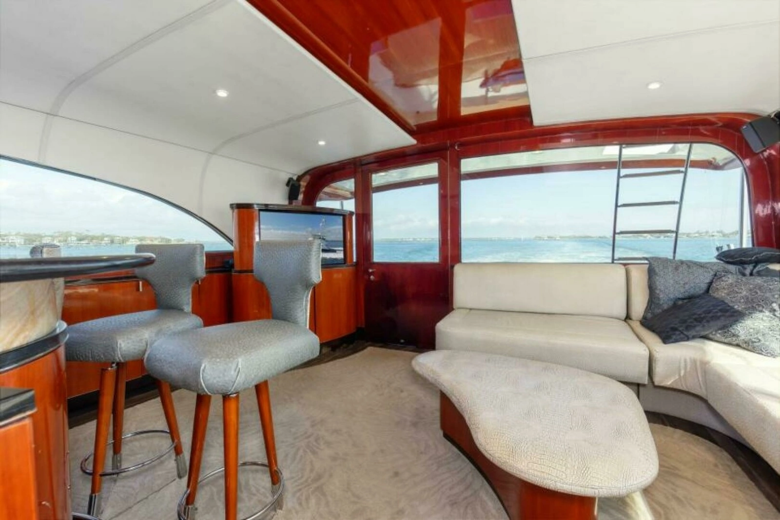 Custom  2004 Ebony Sportfish -Salon  