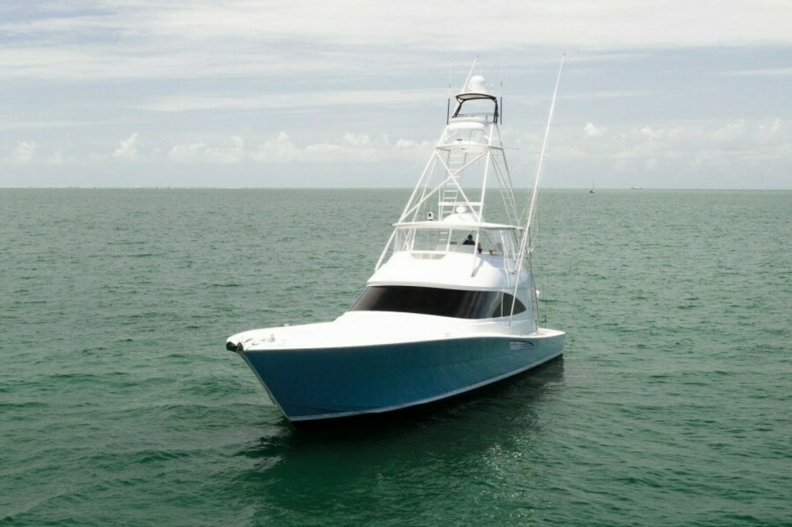 72' 2018 Viking 72 Convertible