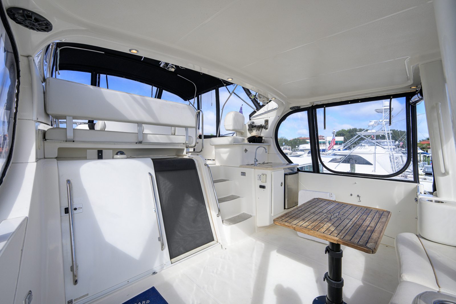 2005 Silverton 39 Motor Yacht
