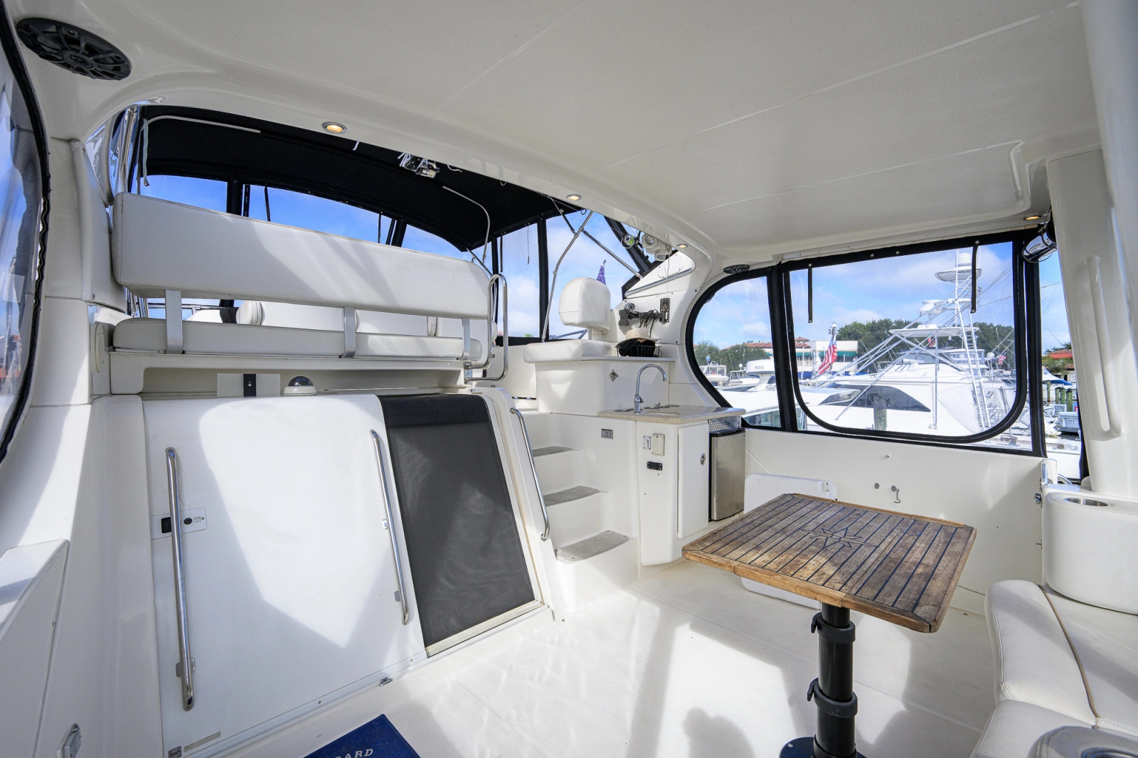 2005 Silverton 39 Motor Yacht