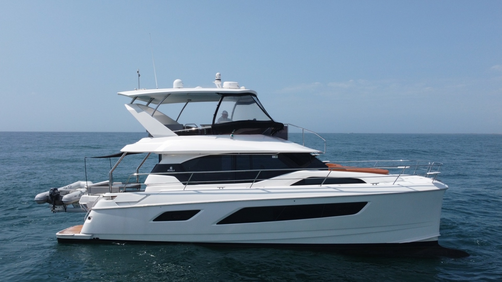Side Profile of Aquila 44 CAT