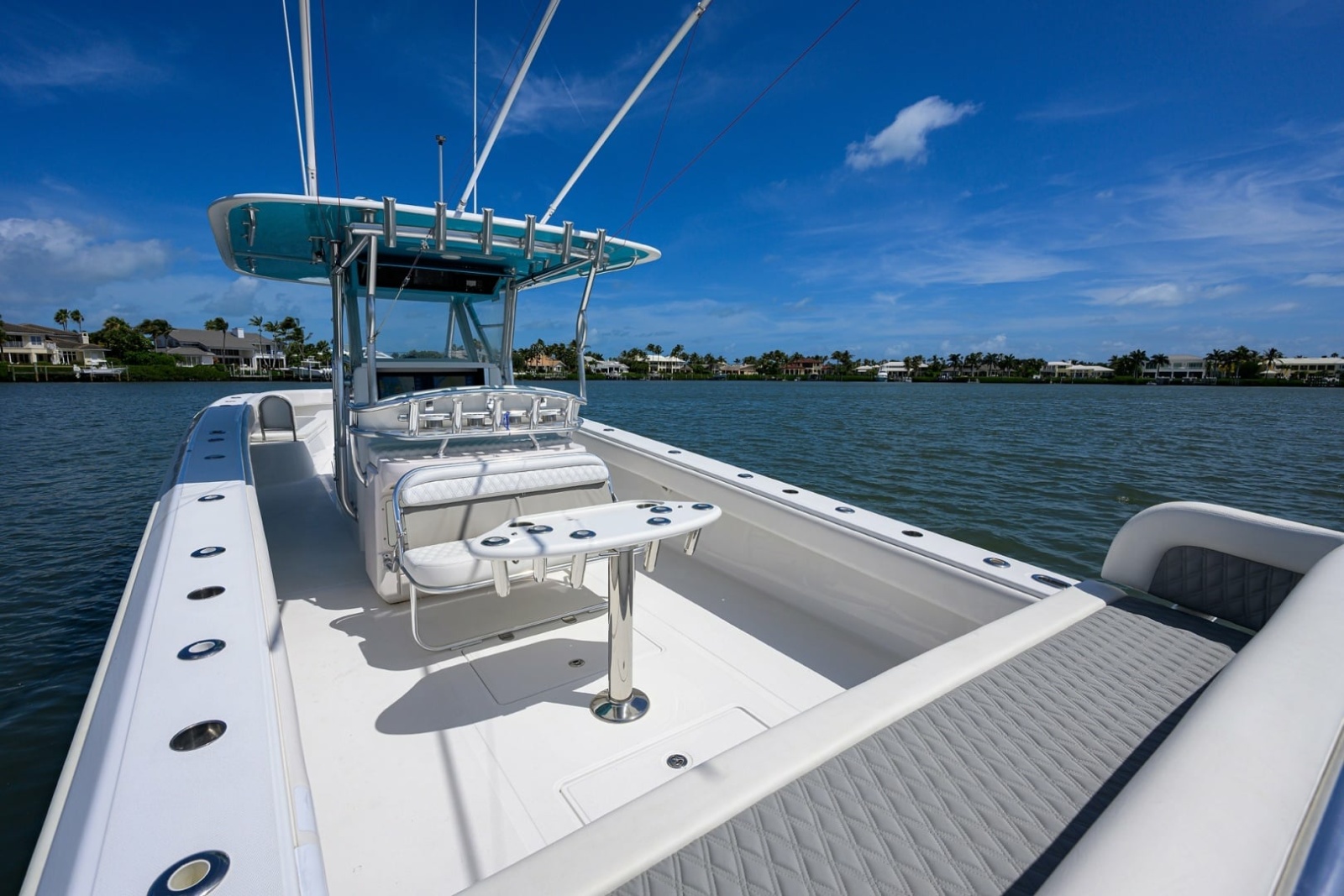 Bahama 41 - Exterior Cockpit