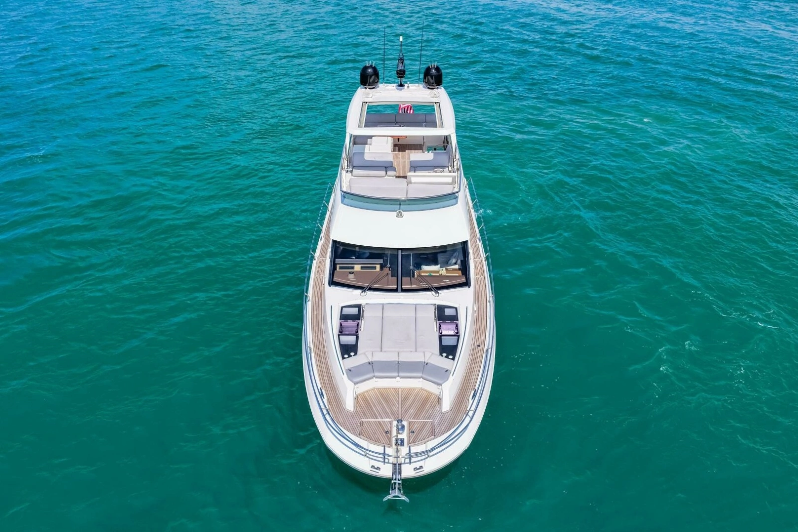 2019 Prestige 630 Flybridge -Profile