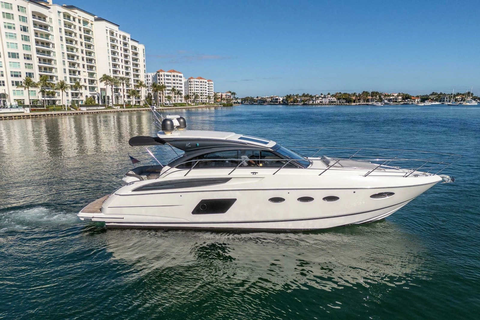 2016 Princess V48