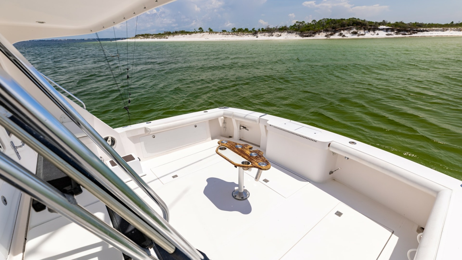 Spacious Cockpit with Tackle Station