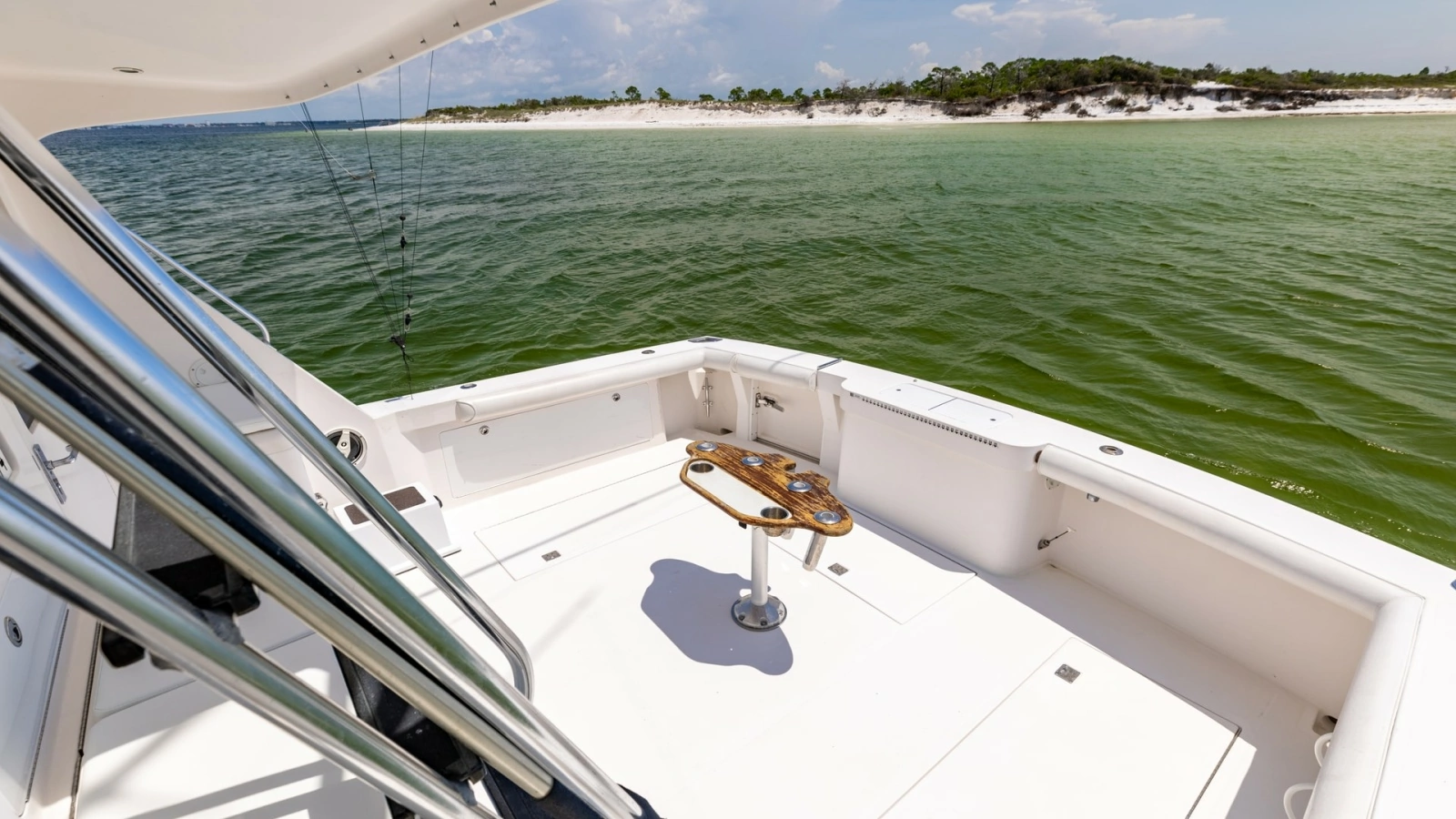 Spacious Cockpit with Tackle Station