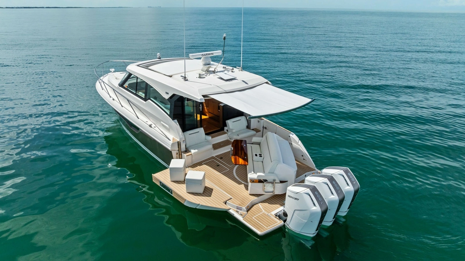 Aft Deck with Outboard Engines