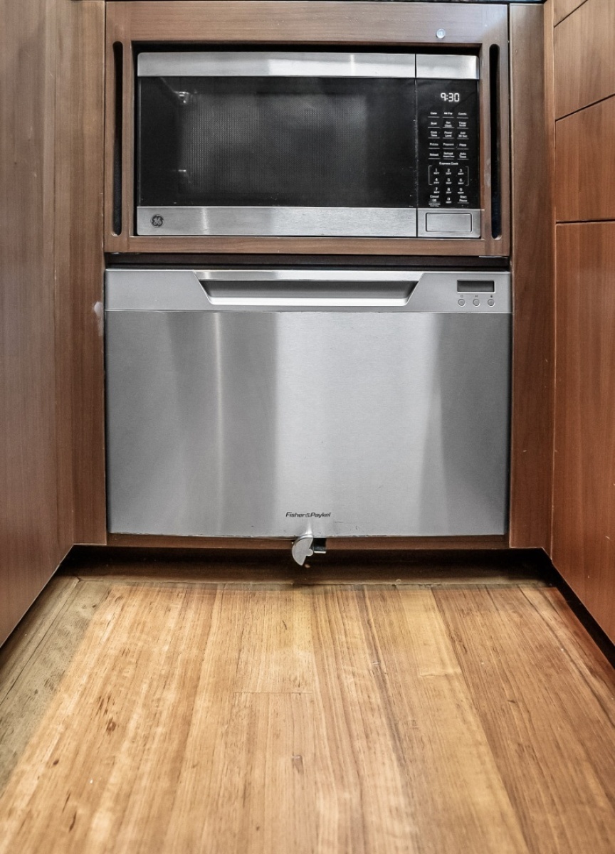 2016 Princess V58-HAPPY HOUR- Galley