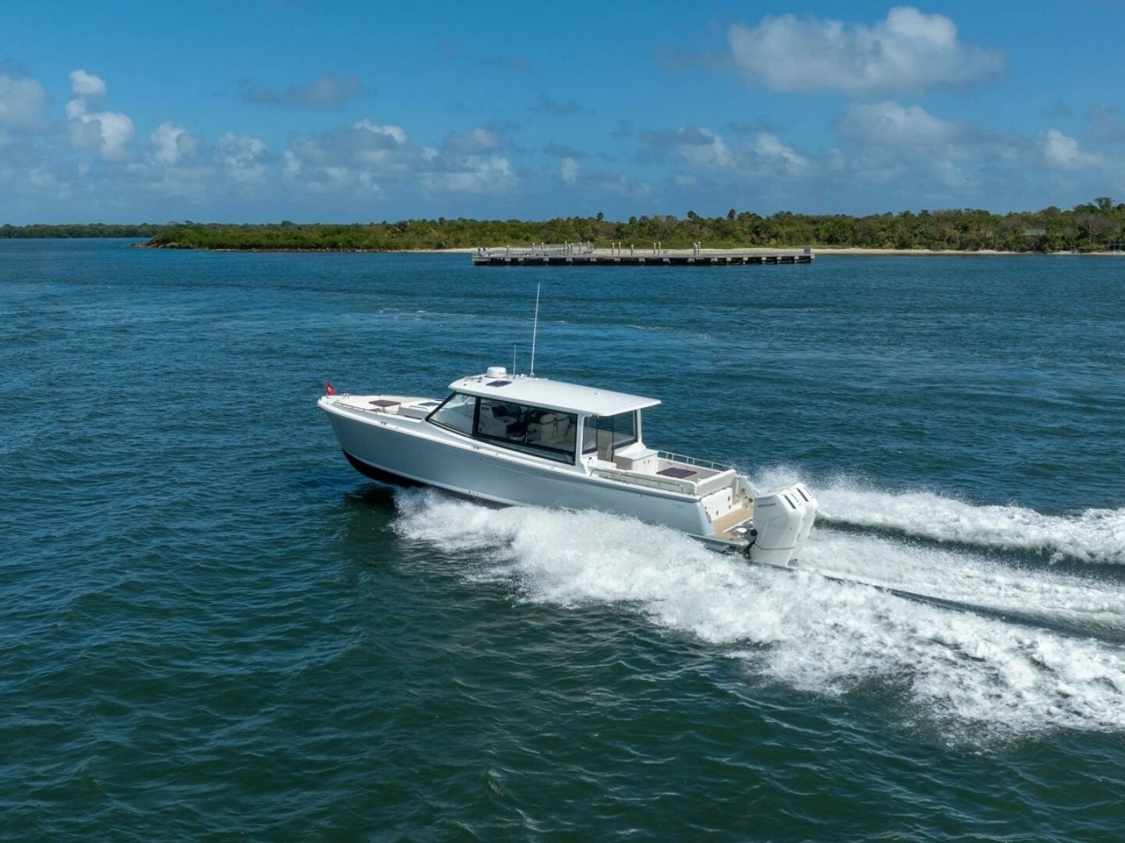MJM 47X 47-003 - Exterior