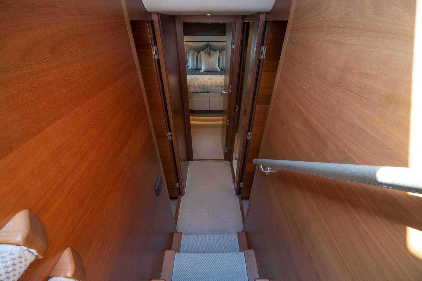 2017 Princess 68 Flybridge