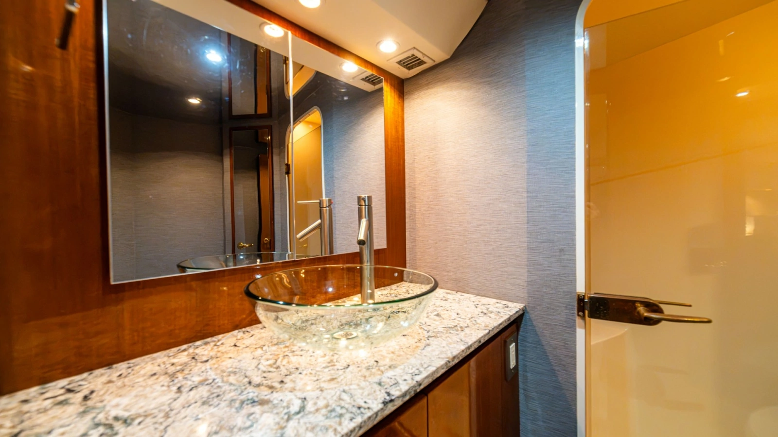 2001 Viking 61 Convertible- Caliente- Master Stateroom Head