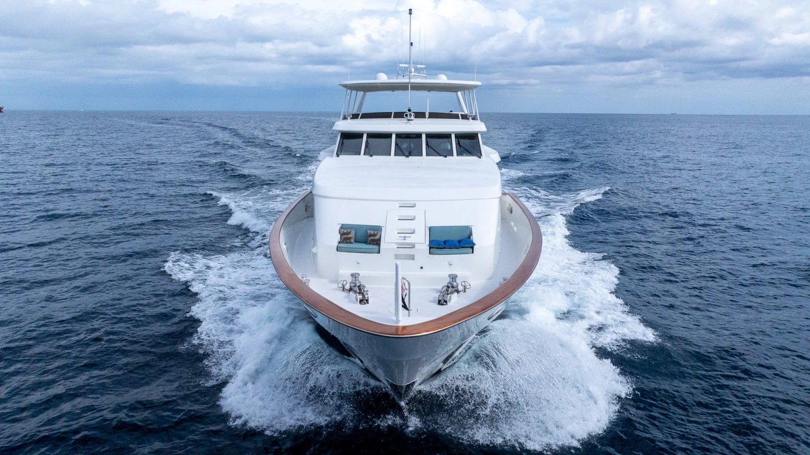 1999 Trinity Yachts Raised Pilothouse