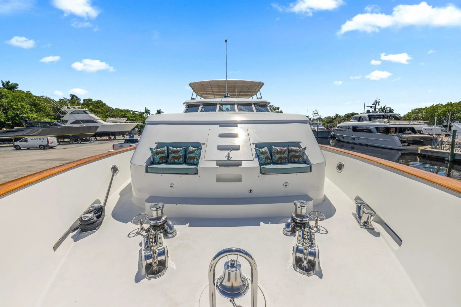 1999 Trinity Yachts Raised Pilothouse