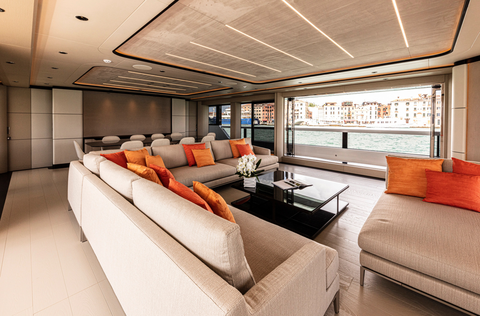 120' 2028 Ocean King Ducale 120