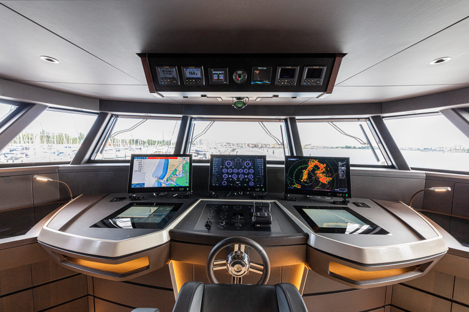 120' 2028 Ocean King Ducale 120