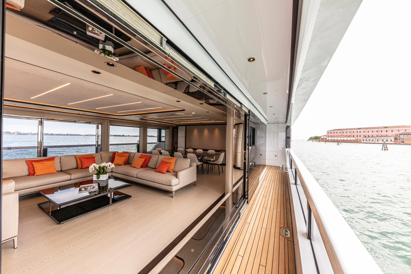 120' 2028 Ocean King Ducale 120