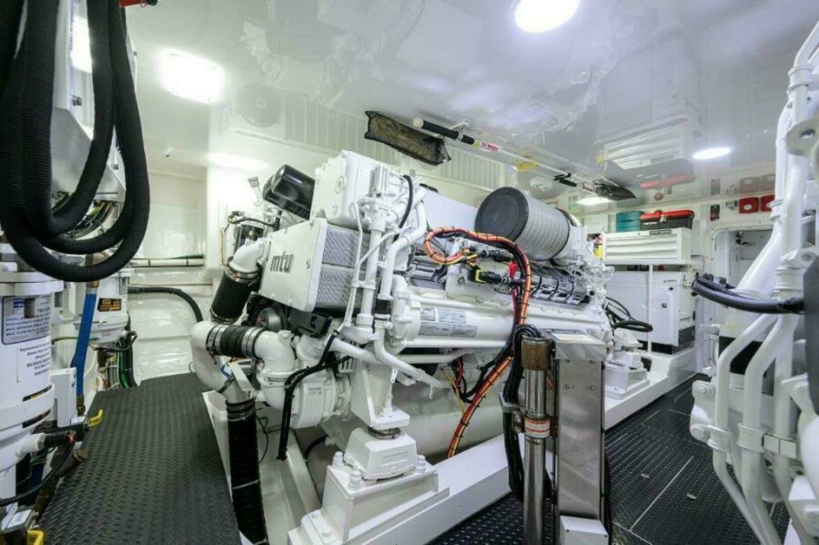 Viking 72 Knot Again - Engine Room