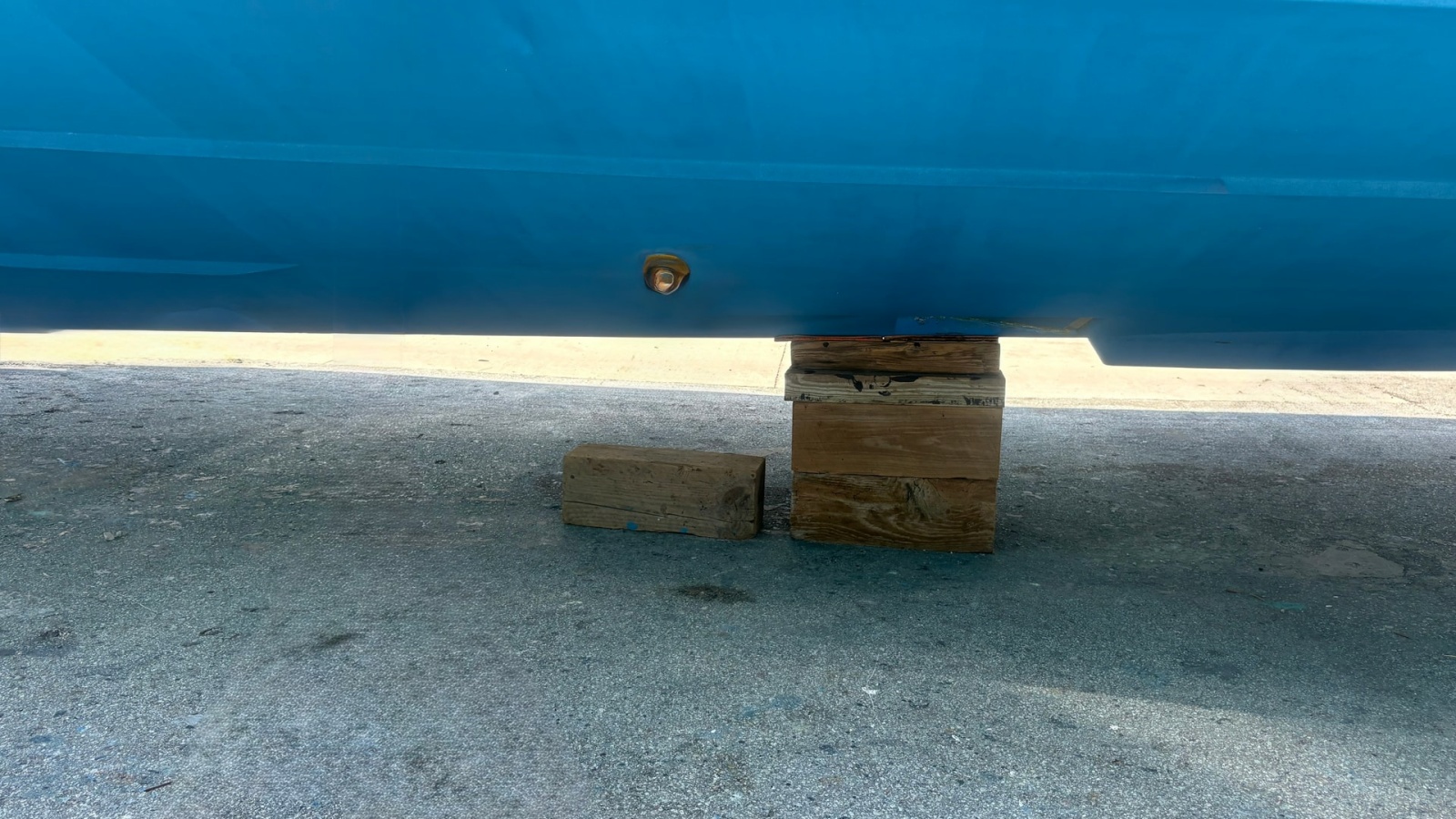 Fresh Bottom Job