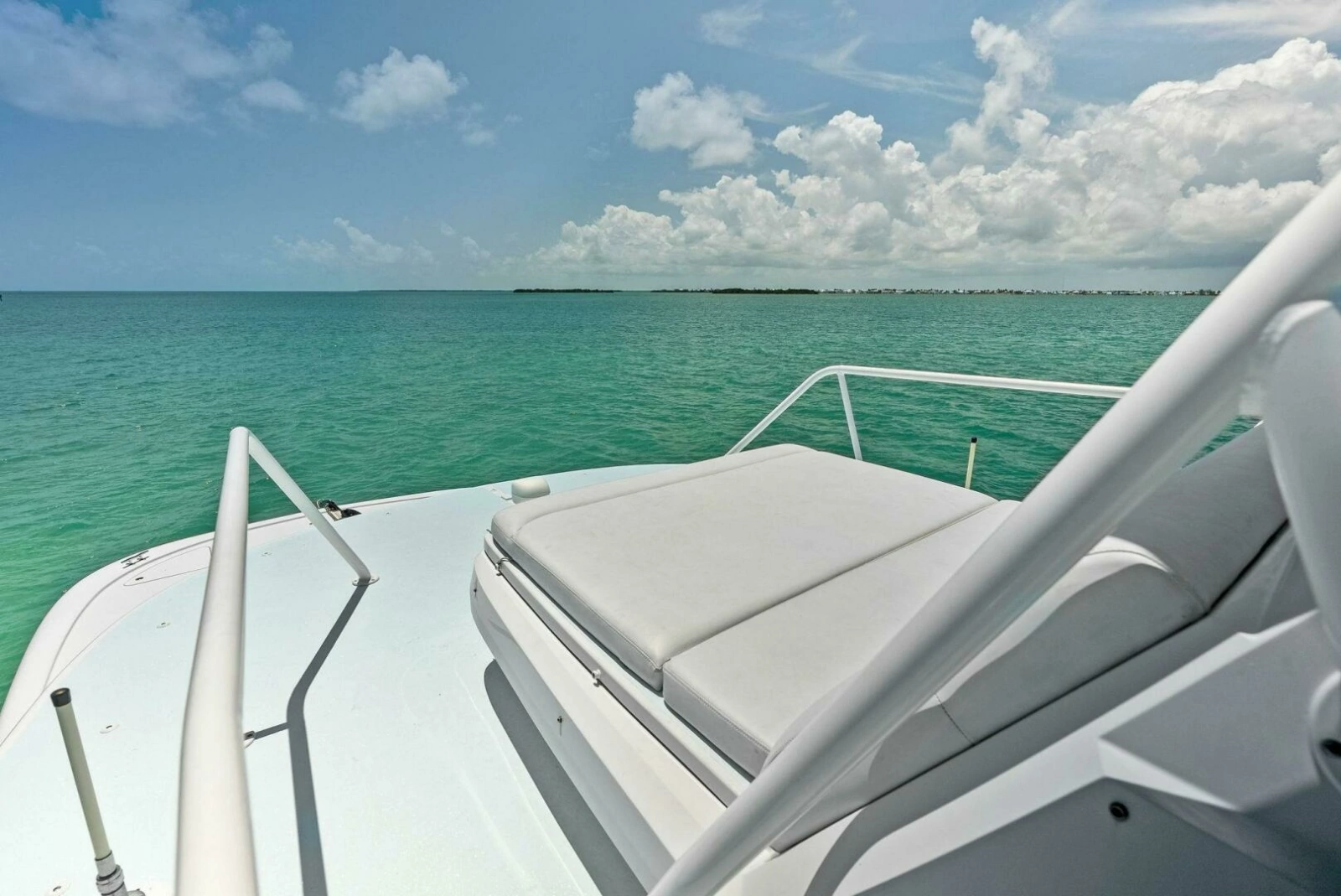 2020 Calcutta 480 Catamaran