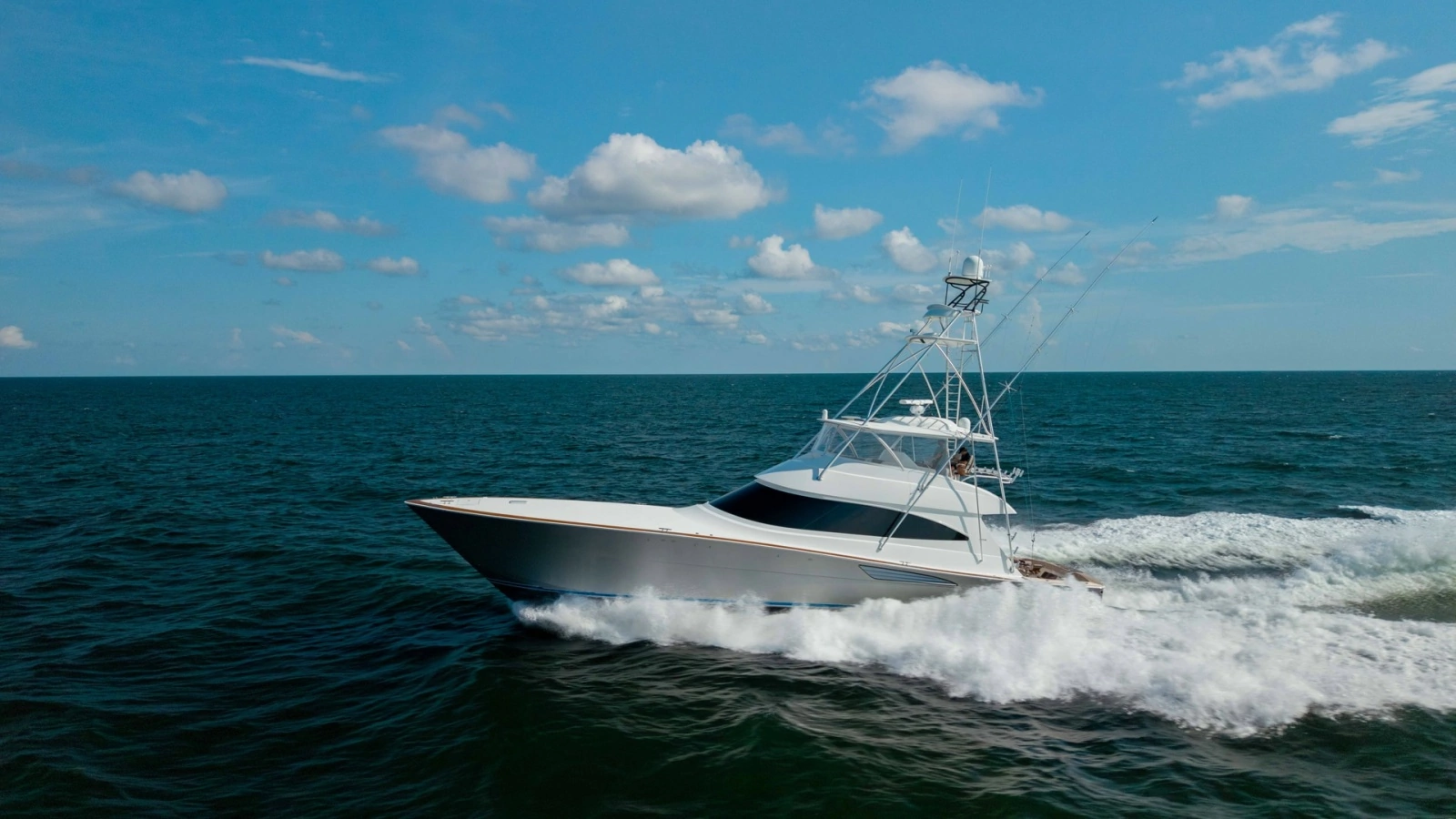 Viking 72 Convertible in Motion