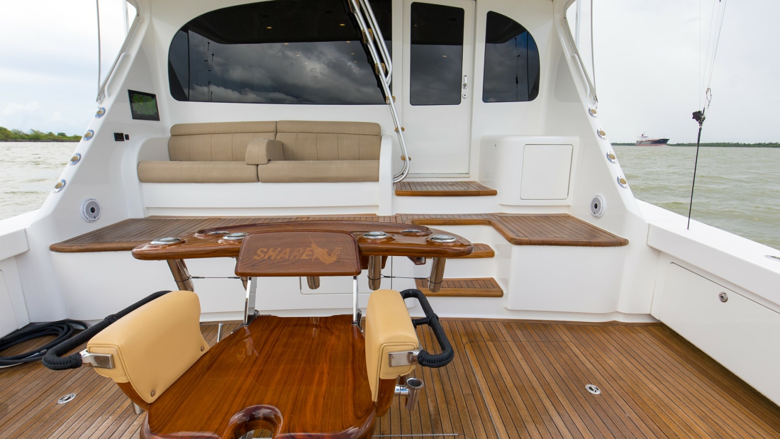2017 72 Viking Enclosed Bridge Share-E Rear Deck (4)