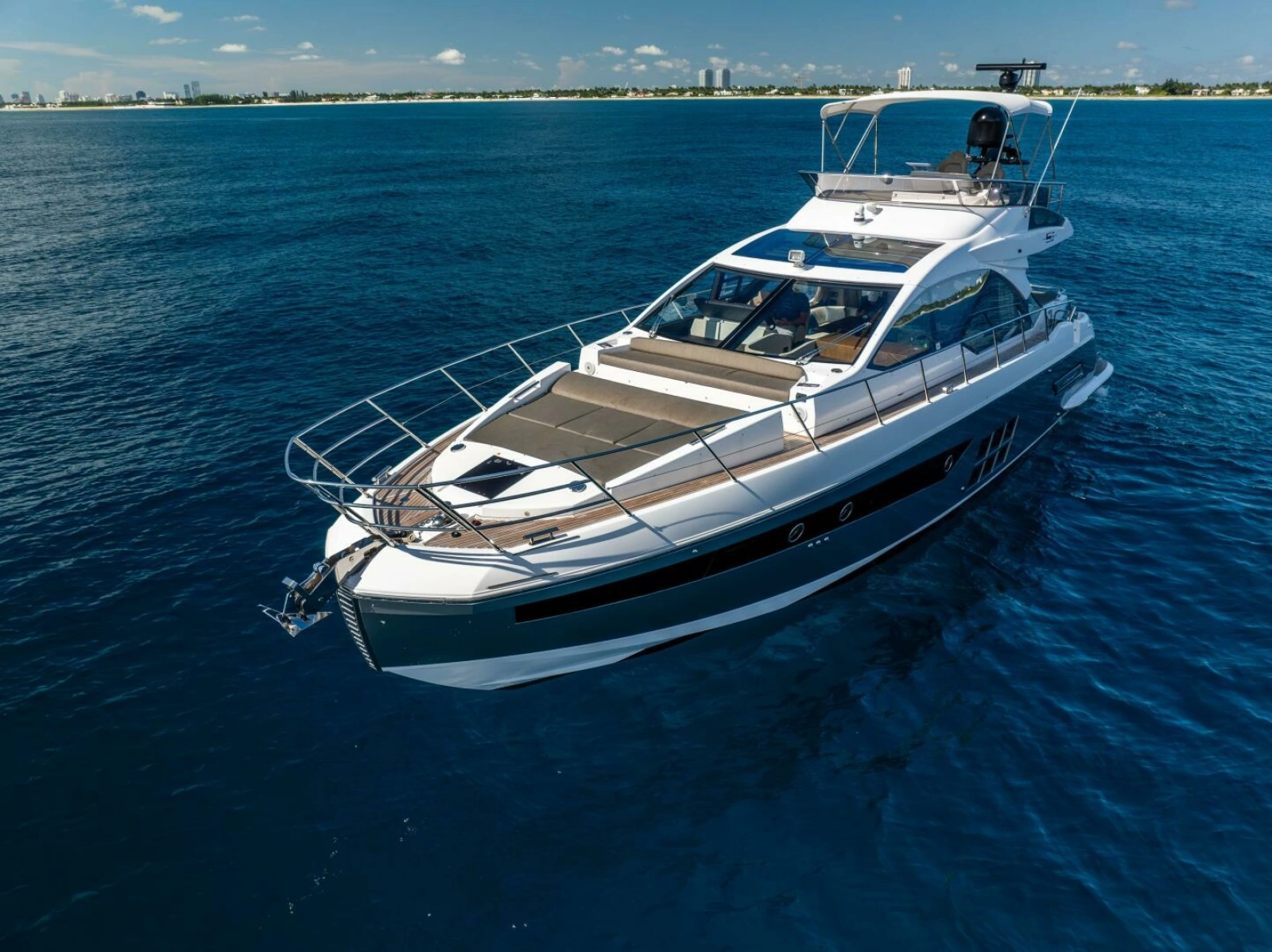 Azimut 60 - Azure - Profile