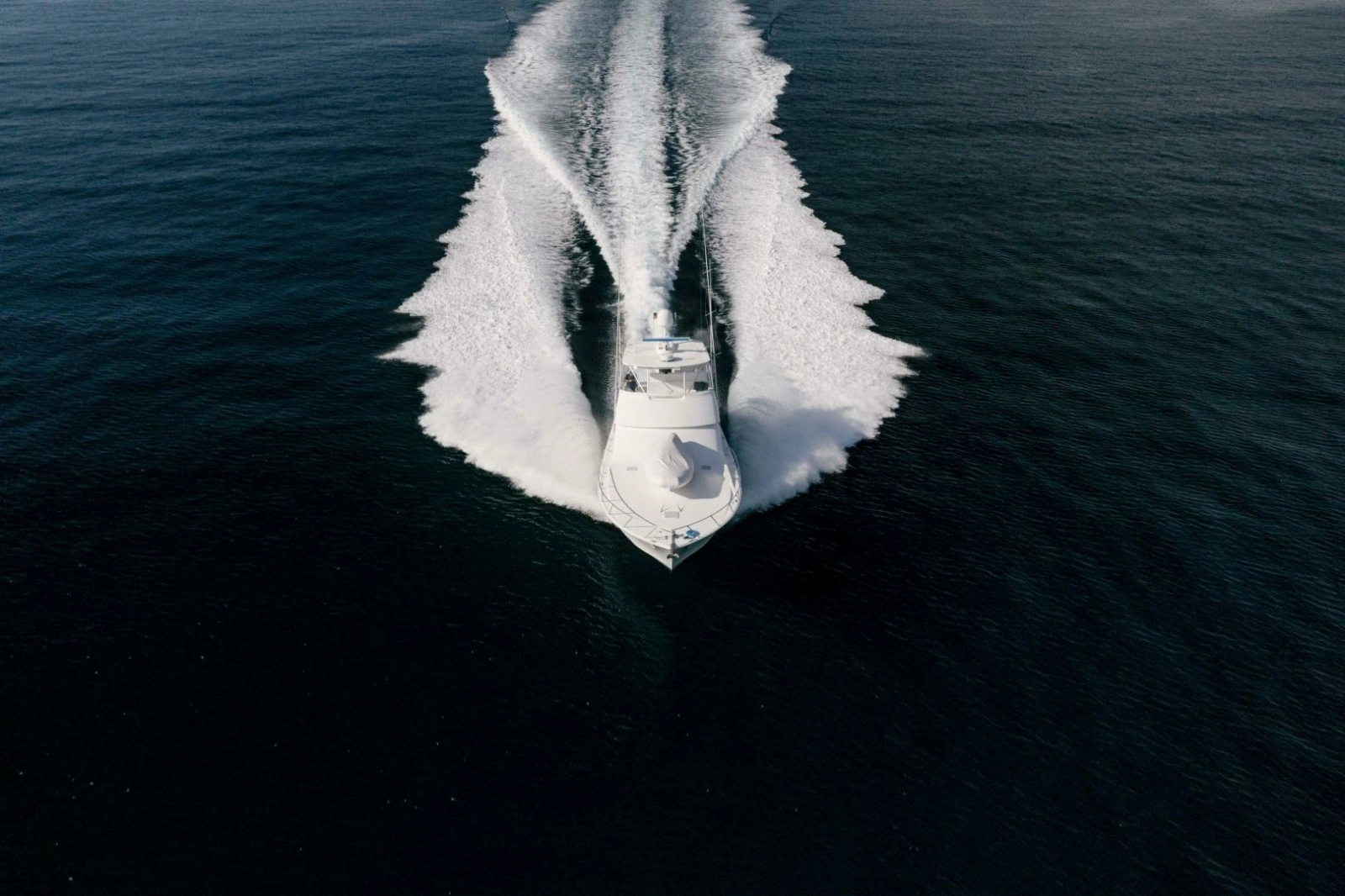 2003 Viking 56 Convertible - SECTACULAR BID