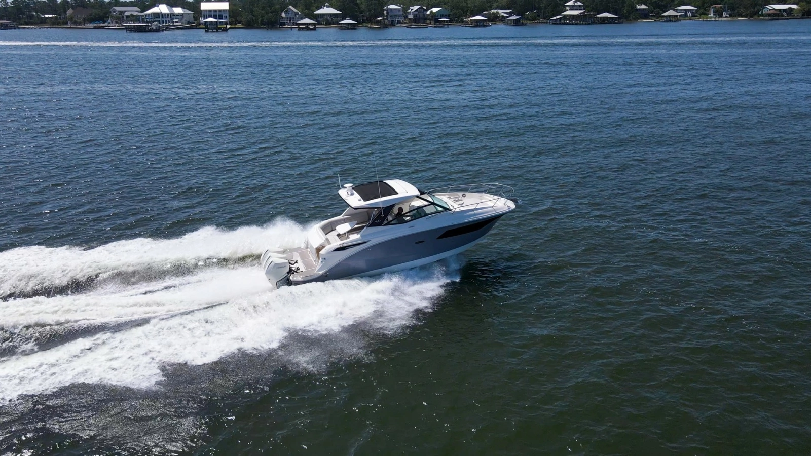 2022 32 Sea Ray 320 Sundancer OB Raya Sunshine Exterior Profiles (18)