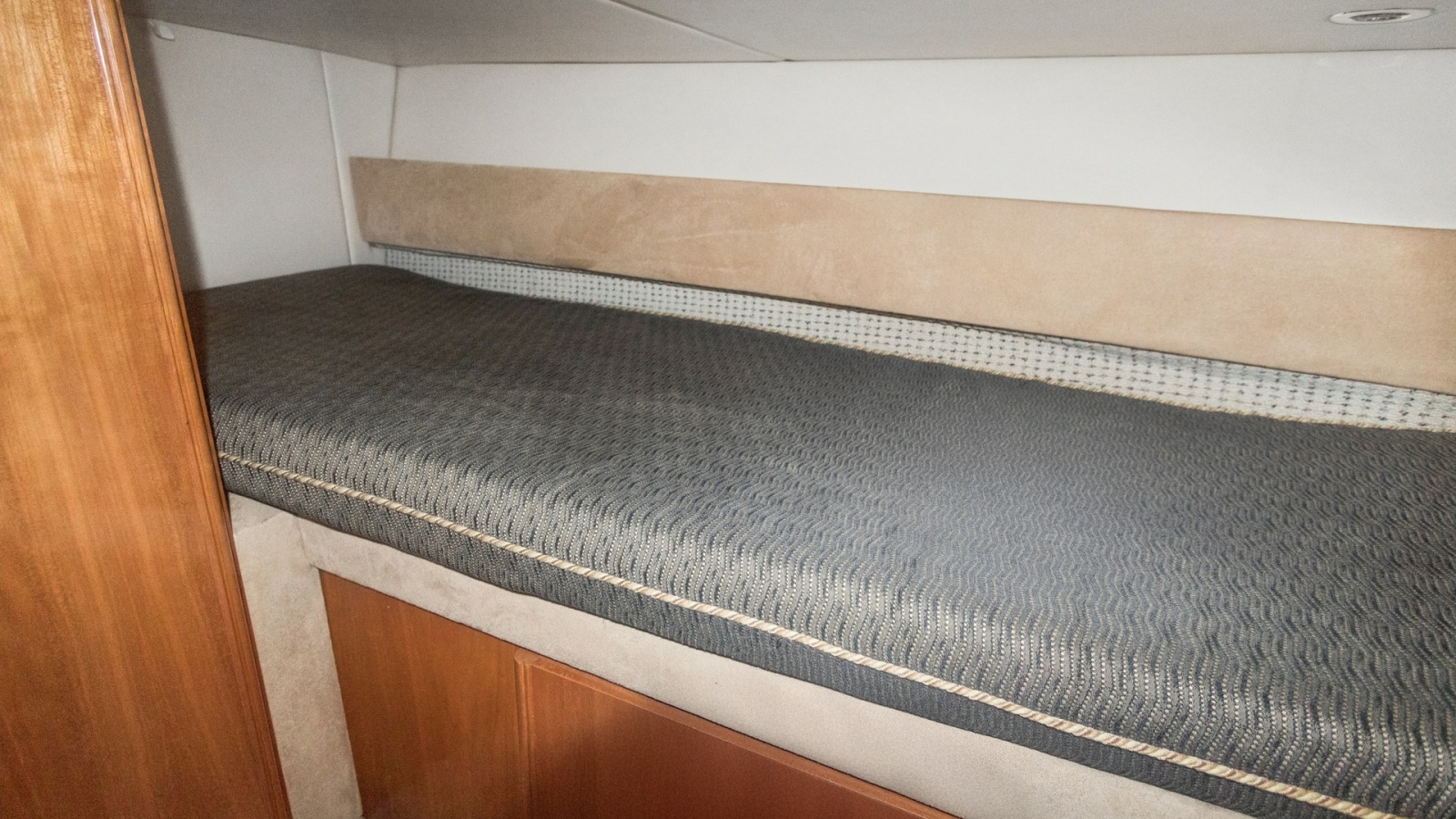 Guest Cabin Twin Berth