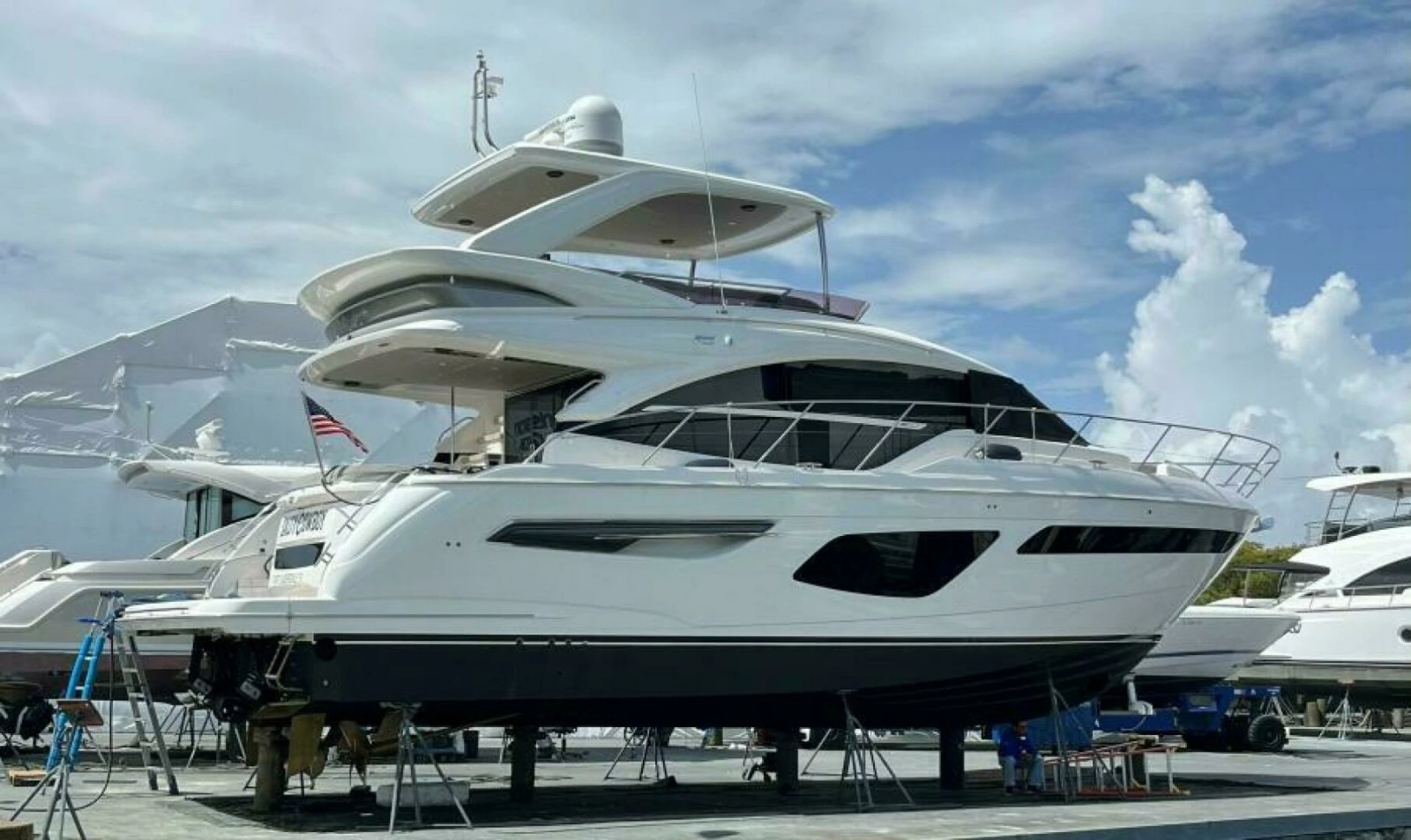 2022 F55 Flybridge SALTY COWBOY