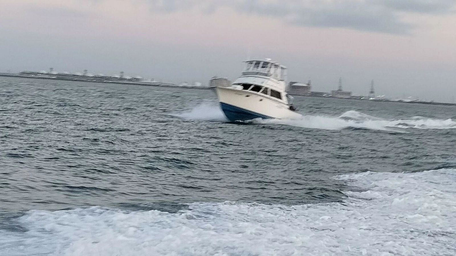 1983 Bertram 385 Convertible Cast Off II