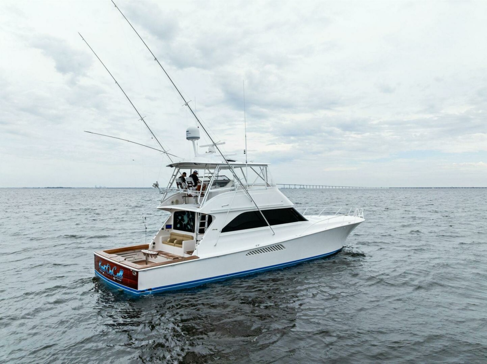 61' 2006 Viking 61 Convertible
