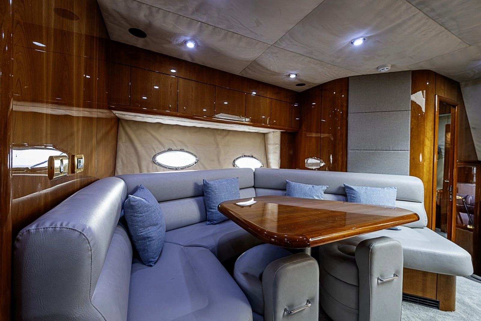 Sunseeker 62 EAGLE II - Salon