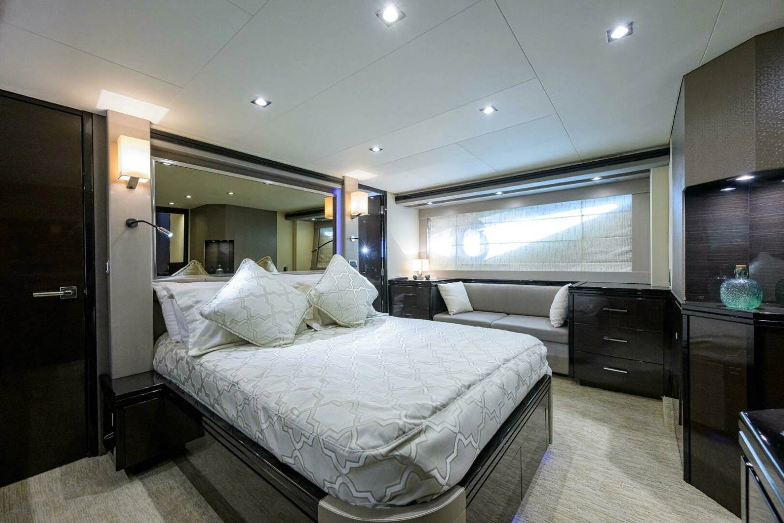 Marquis 66 ANDIAMO - Master Stateroom