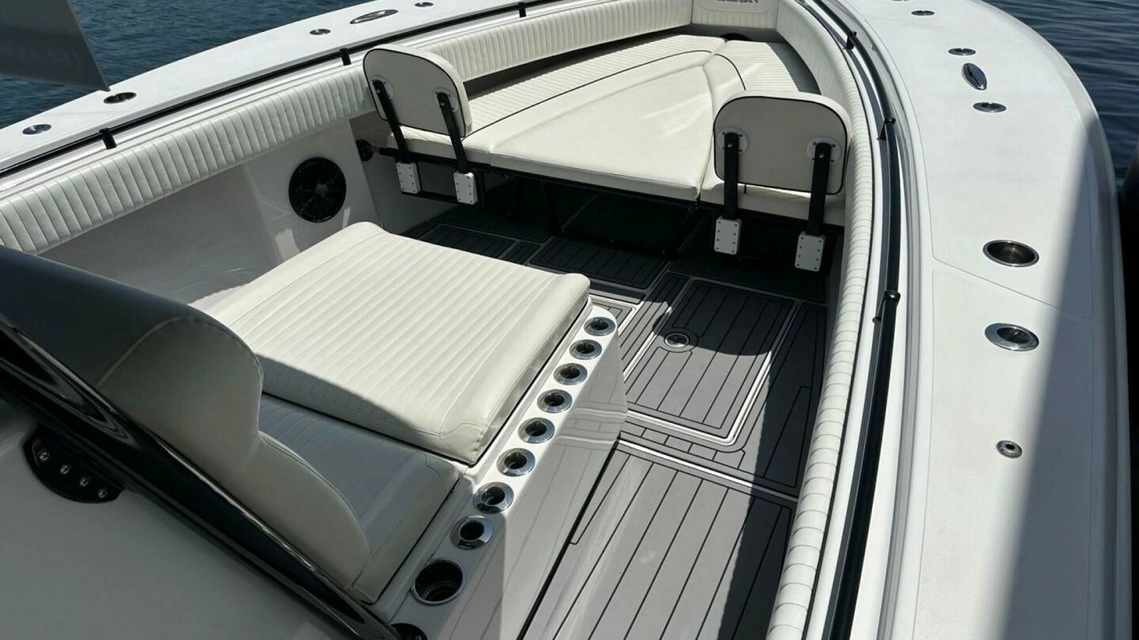 2019 SeaHunter 39 CC - CHIRON39